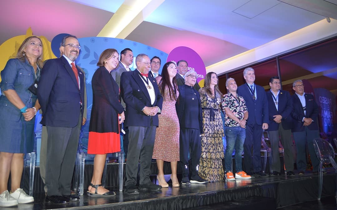 Reconoce Paseo de la Fama de Tijuana a 10 nuevos personajes