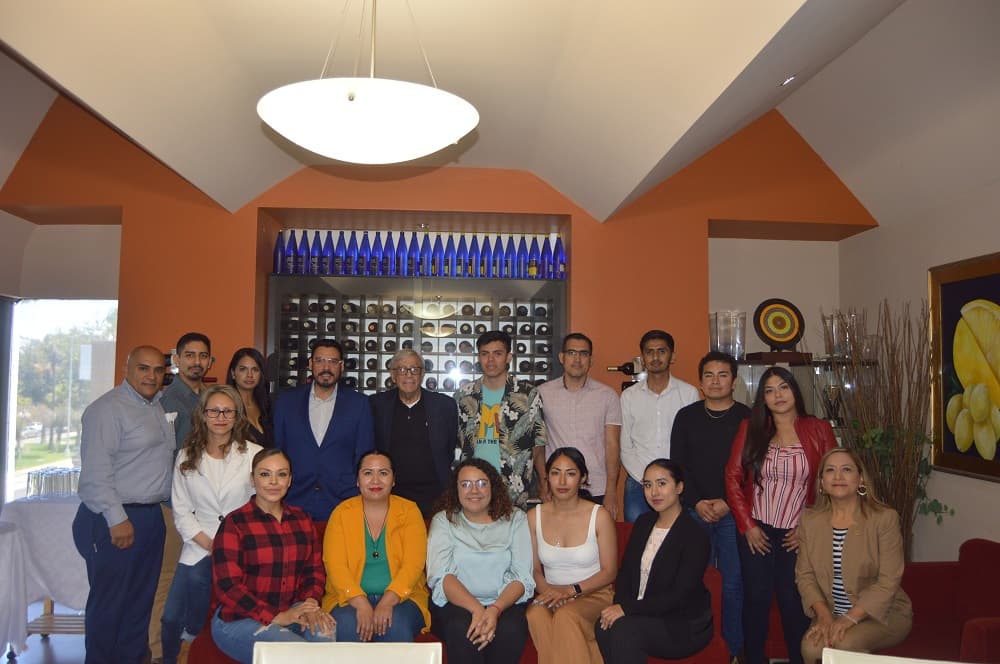 Concluyen jóvenes Diplomado de Liderazgo de Tijuana Innovadora