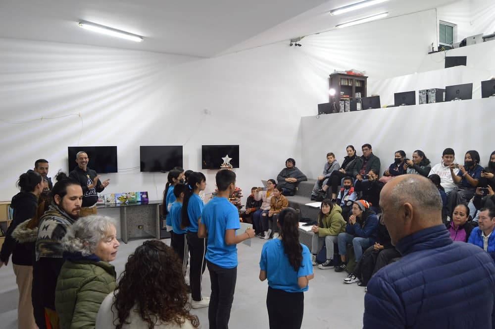 Culminan jóvenes curso de danza para la convivencia en Camino Verde