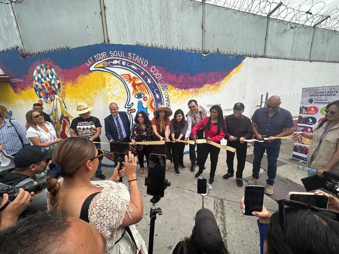 Inauguran mural comunitario en Garita de Otay