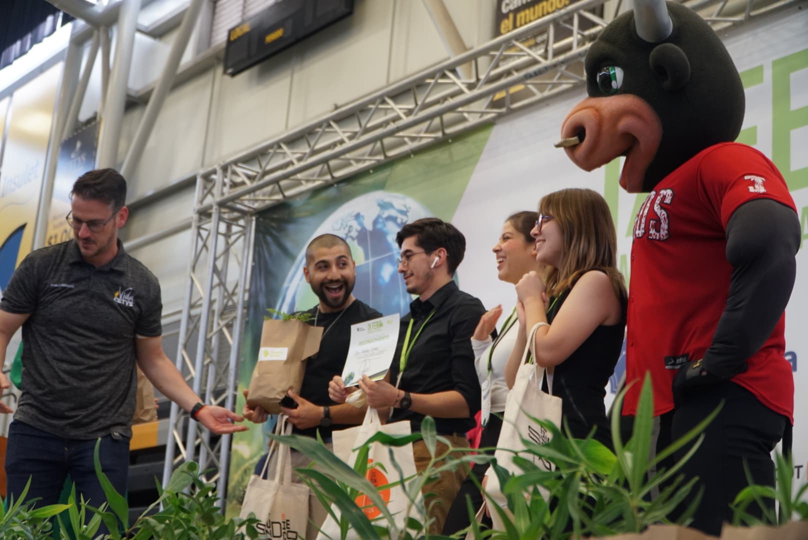 La estufa que salva vidas: el innovador proyecto universitario "Bio-Tambo"