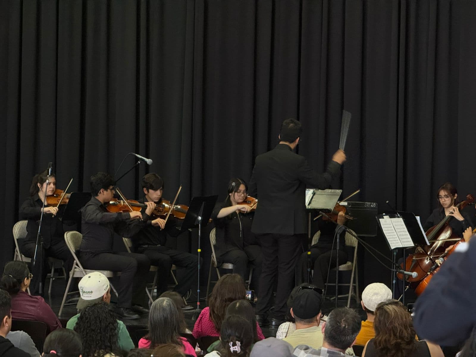 Sinfónica Juvenil de Tijuana deleita a su público con concierto en CECUT