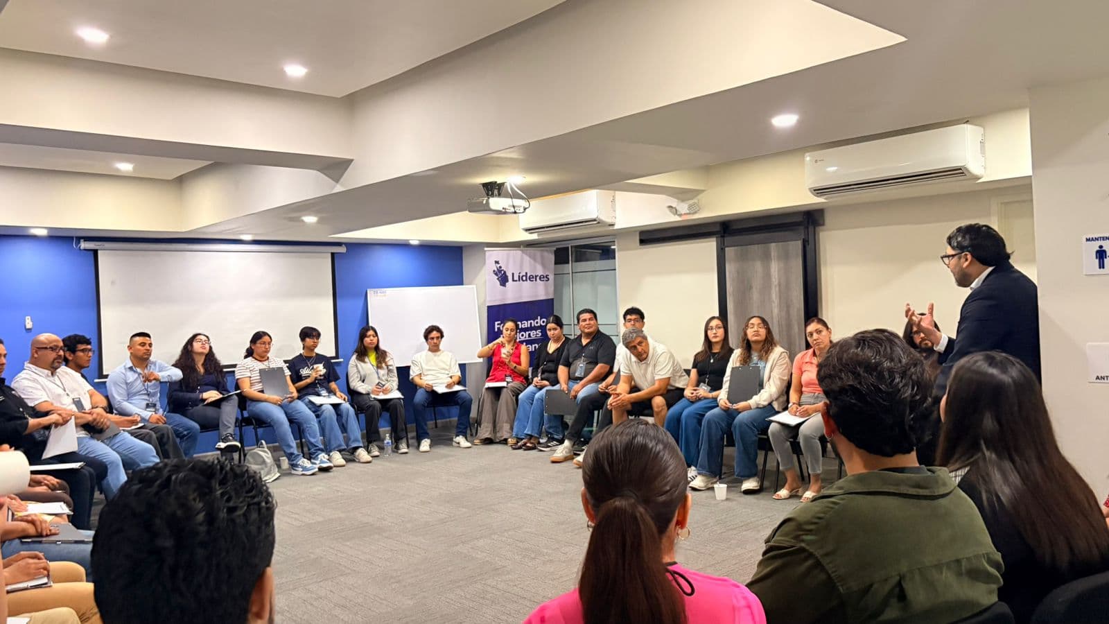 Descubren a su poderoso interior en Diplomado en Liderazgo de Tijuana Innovadora