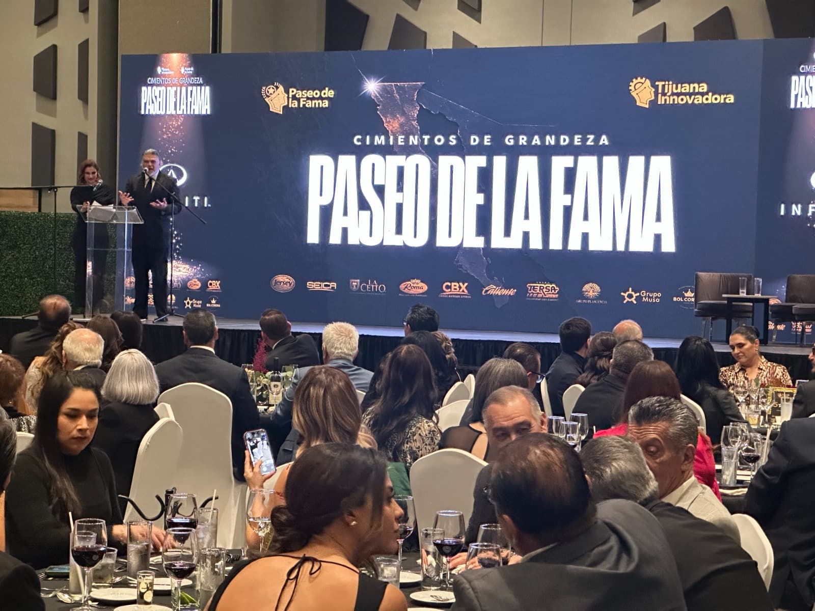 Reconoce Paseo de la Fama 2025: Cimientos de grandeza a empresas ejemplares de Tijuana