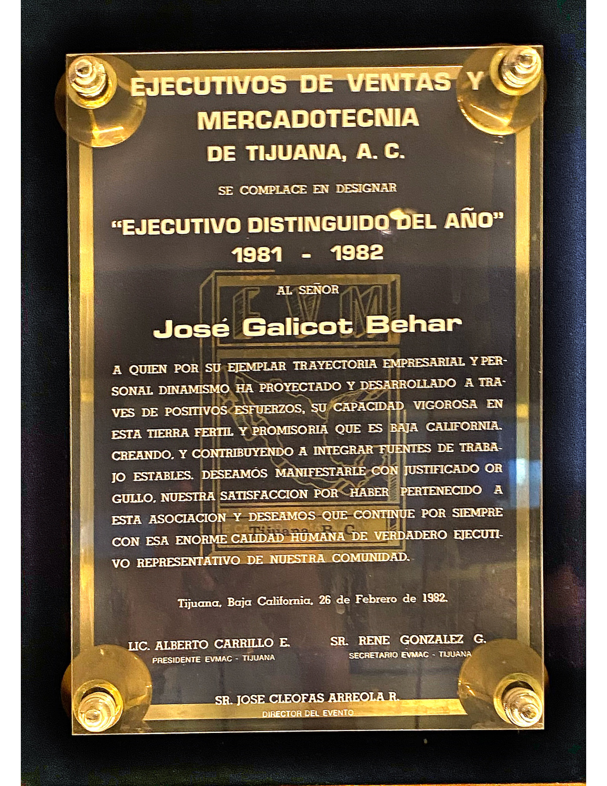 Ejecutivo Distinguido